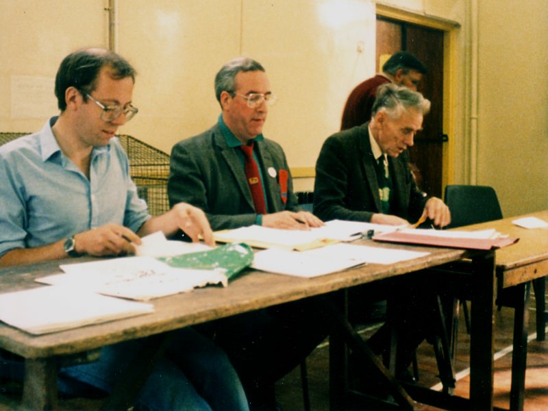 The committee at a meeting on 27th September 1986 — (L-R) Chris Warrell, Frank Pycroft, Robin Lake