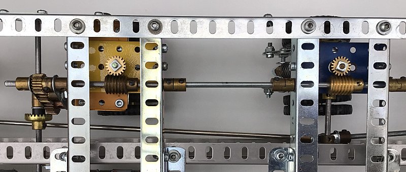 Figure 13: Series connection of bogie jacking drives
