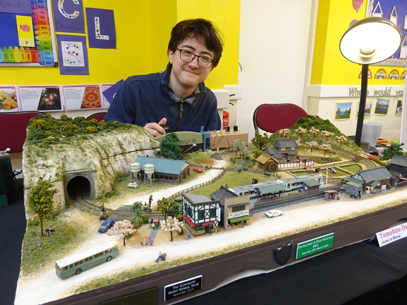 Tomohiro Oxborrow with his Japan in Bloom layout